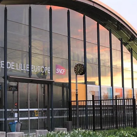 Old Town - Superb In Rue Esquermoise ! * Rijsel